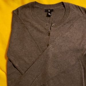 Gap Button Down long sleeve Sweater
